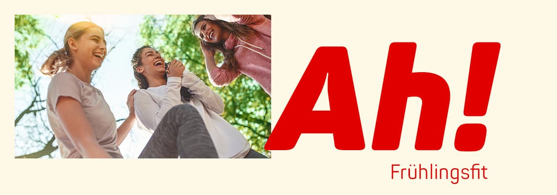 Ah! Frühlingsfit – Frauen in Sportkleidung lachen und geniessen die Natur im Grünen.